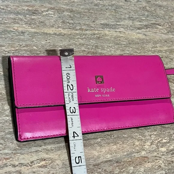 Kate Spade ♠️ fuchsia clutch - Picture 11 of 15